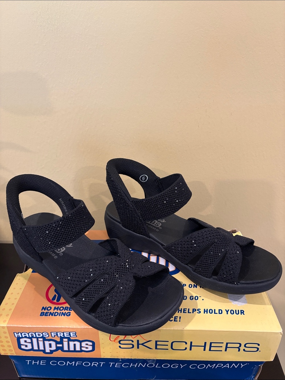 Skechers Black Sparkle Strap Hands Free Slip-On Sandals Sz 6